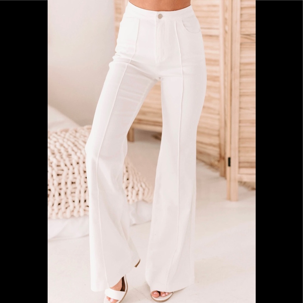 DAZED FOR DAYS HIGH WAIST PIN TUCK FLARE JEANS